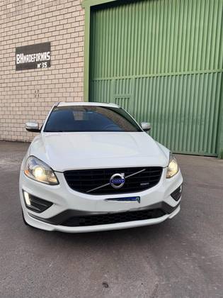 VOLVO XC60 2.0 T5 R DESIGN TURBO GASOLINA 4P AUTOMÁTICO